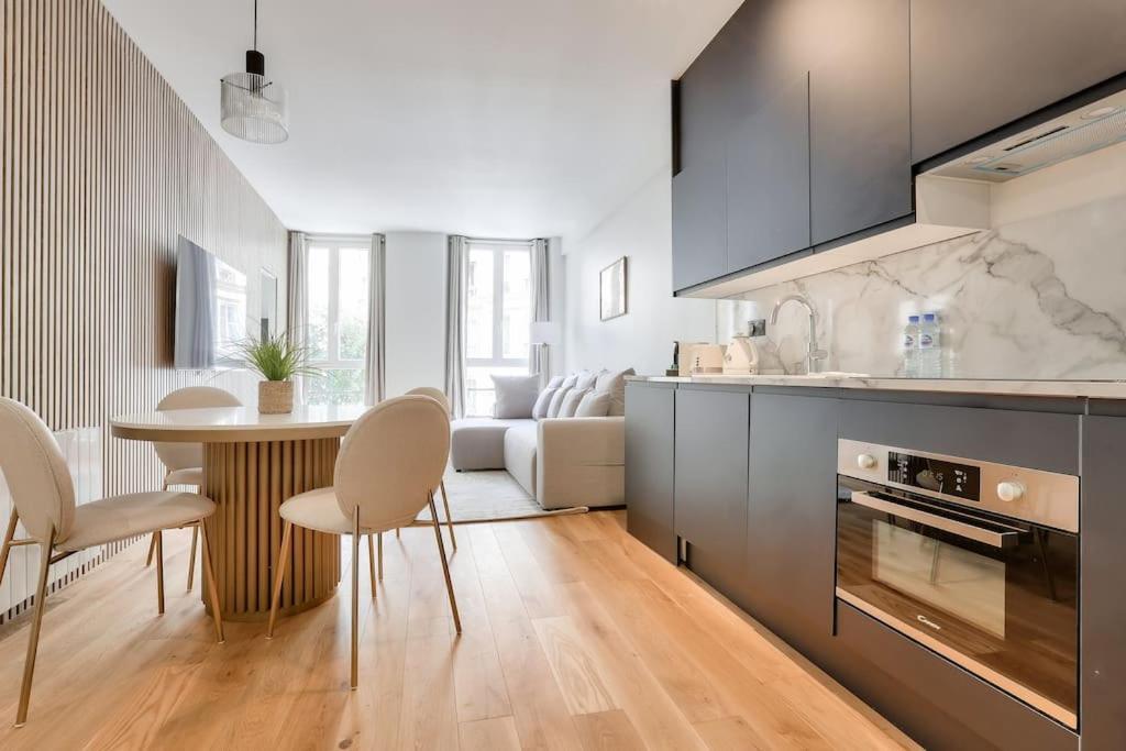 L'Elegance A La Parisienne Apartment Exterior photo